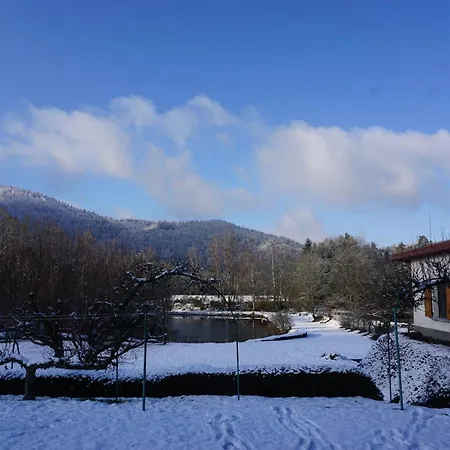 Le Pavillon De L'étang Hébergement de vacances *