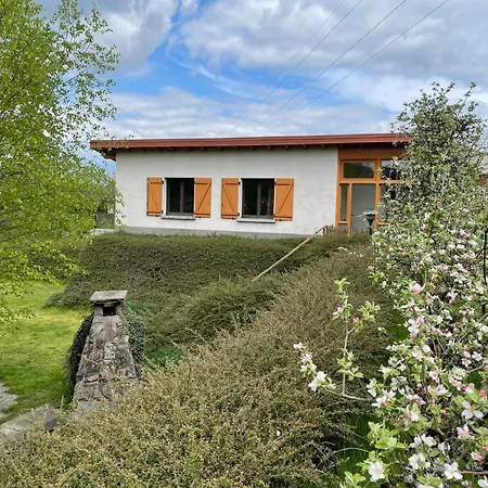 Le Pavillon De L'étang