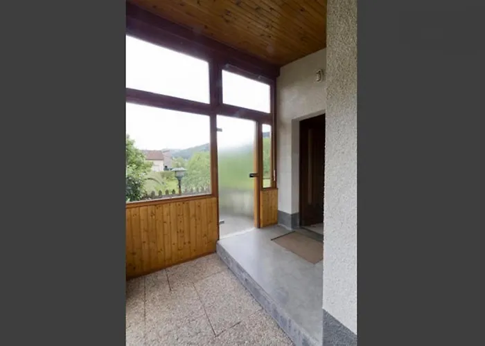 Le Et L'etang De Peche